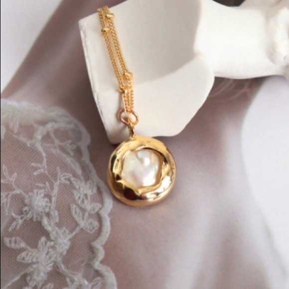 Pearl pendant necklace - Picture 3 of 6